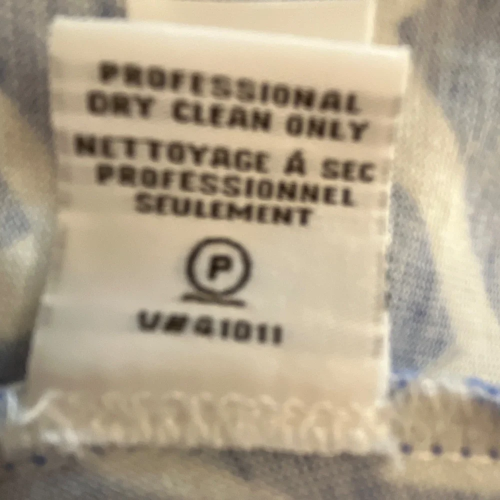 Diane Von Furstenberg Julian Blue and White Geometric Pattern Mini Wrap Dress - Picture 10 of 10